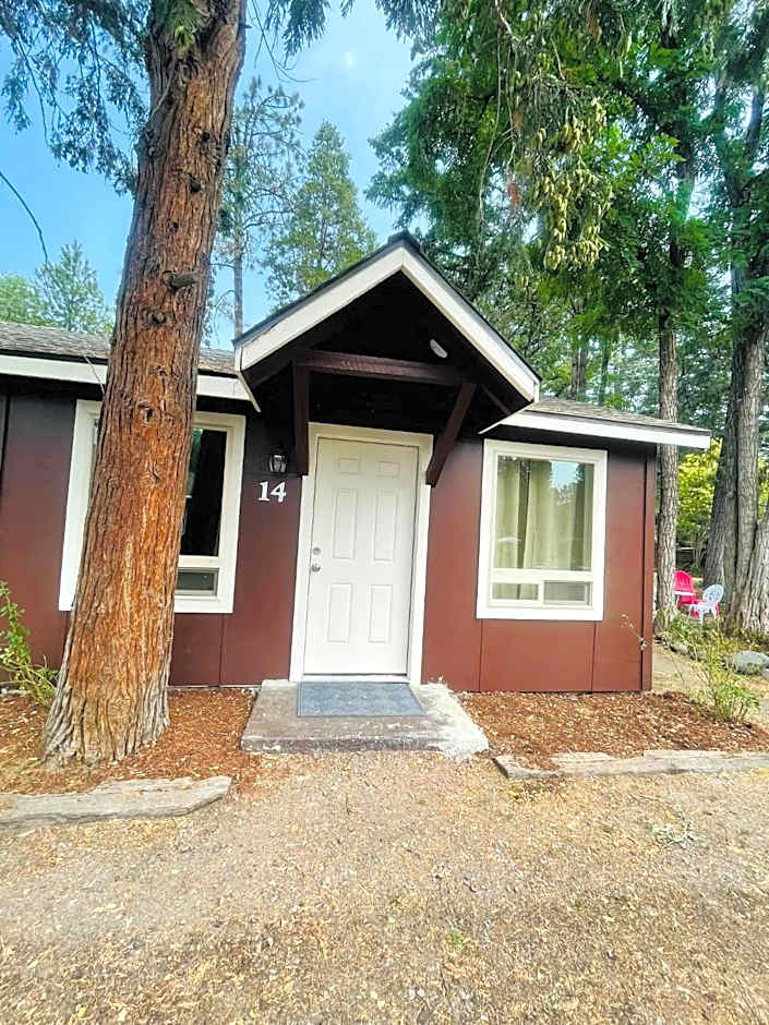 Riverfront Lodging