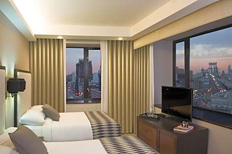 Leon Hotel