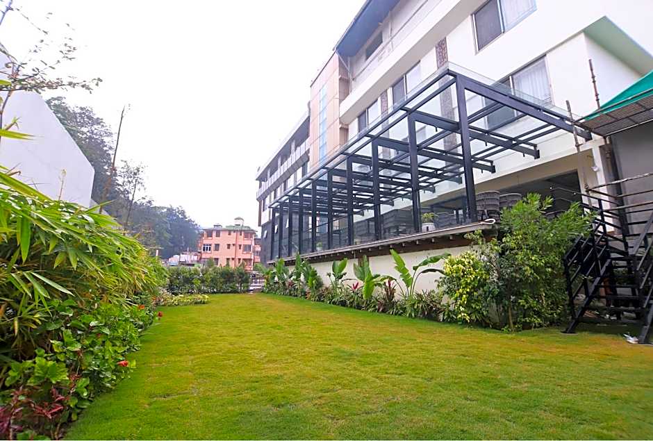 Hotel Vasundhara Palace Rishikesh