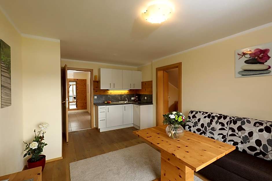 Hotel Garni Dorferwirt am Irrsee