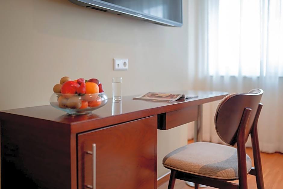 UNO Smart Köln Hürth