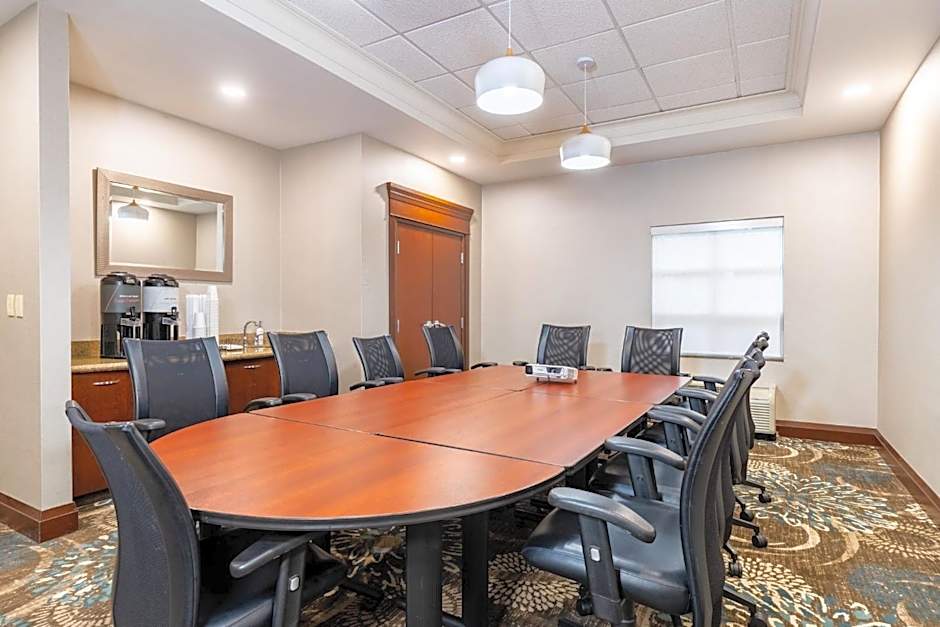 Staybridge Suites London By IHG