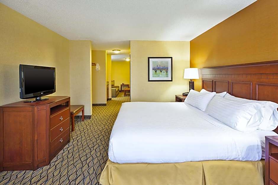 Holiday Inn Express Hotel & Suites - Belleville Area By IHG