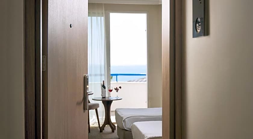 Elysee Beach Hotel