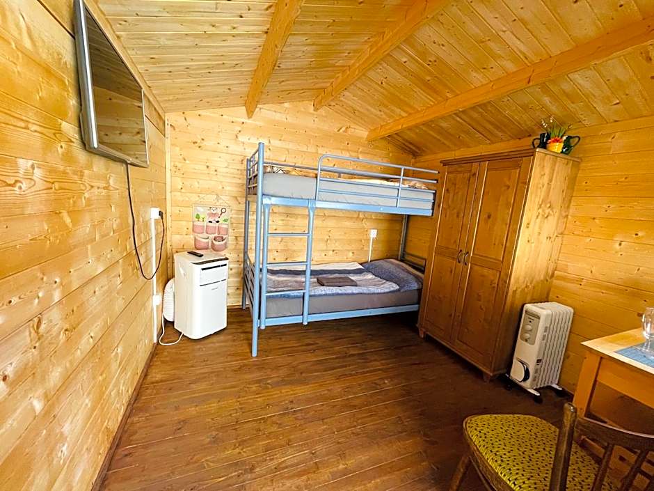 Chatky Daniel-Mikulov, a private campsite just for you