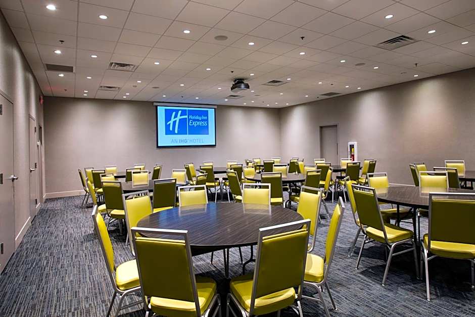 Holiday Inn Express Athens - University Area By IHG