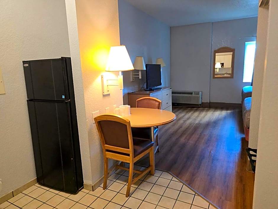 Motel 6-Biloxi, MS - Beach