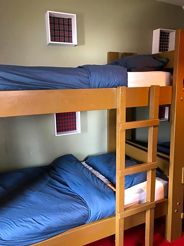 Loch Ness Backpackers Lodge
