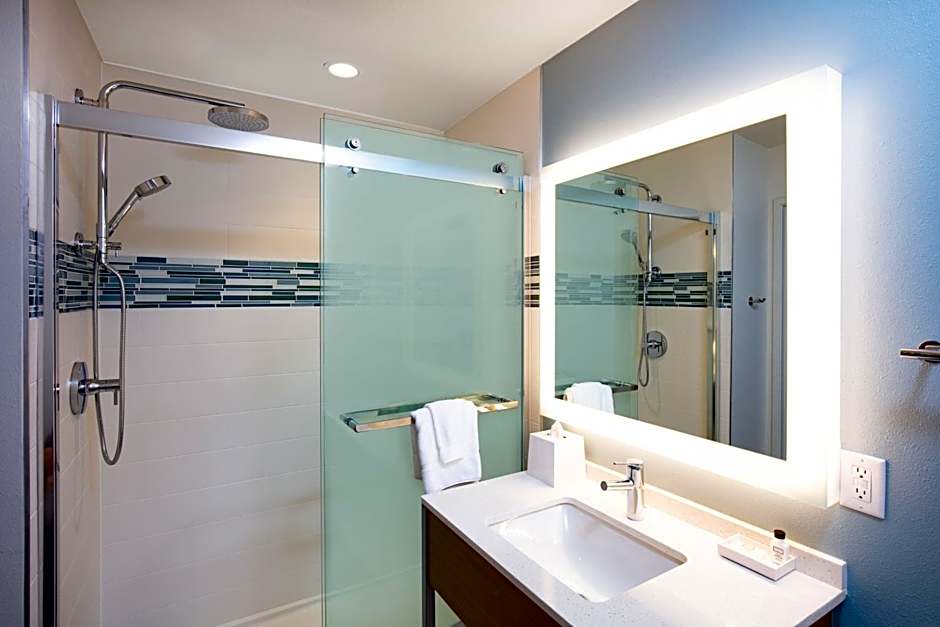 EVEN Hotel Denver Tech Center-Englewood