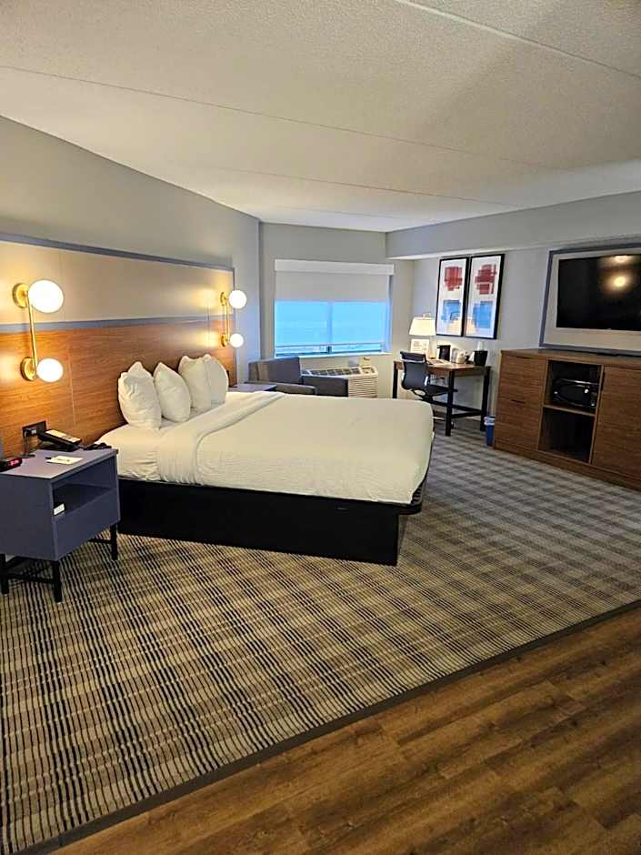 AmericInn by Wyndham Mounds View Minneapolis