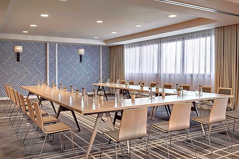 Westdrift Manhattan Beach, Autograph Collection by Marriott
