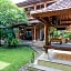 Indopurejoy House - Komala Indah Cottages