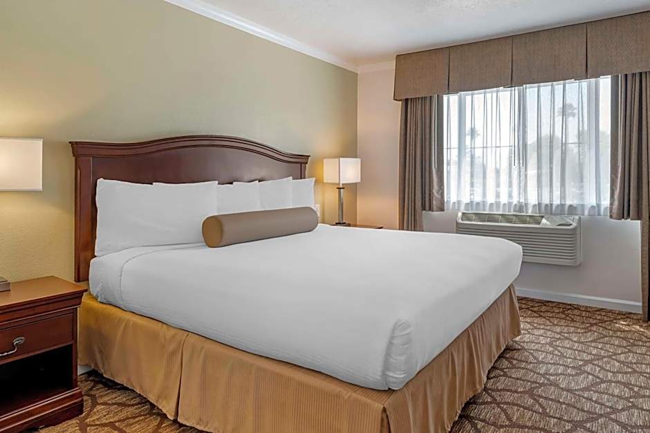 Best Western Salinas Monterey Hotel