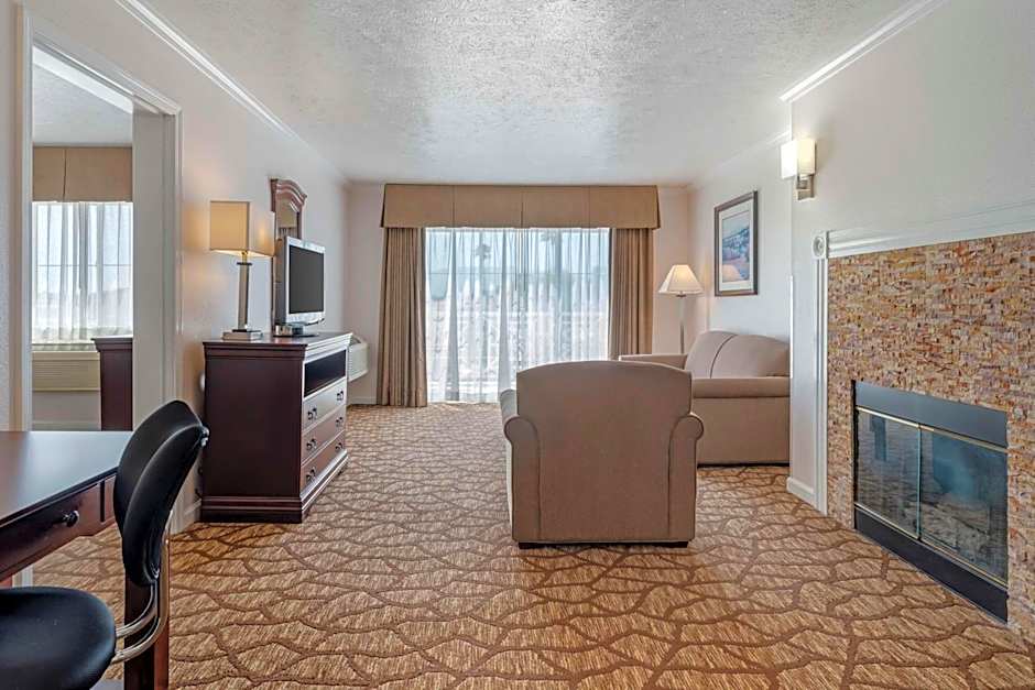 Best Western Salinas Monterey Hotel