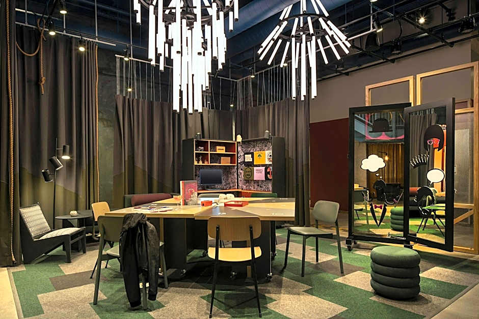 Moxy Oakland Uptown