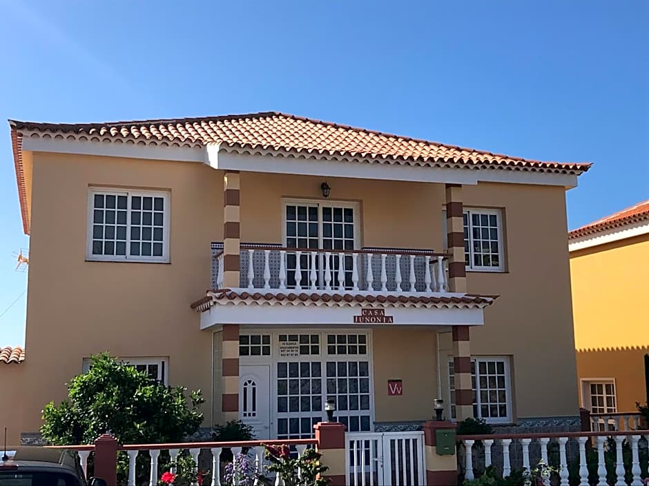 Apartamentos Casa Junonia