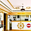 OYO 137 Marina Hotel