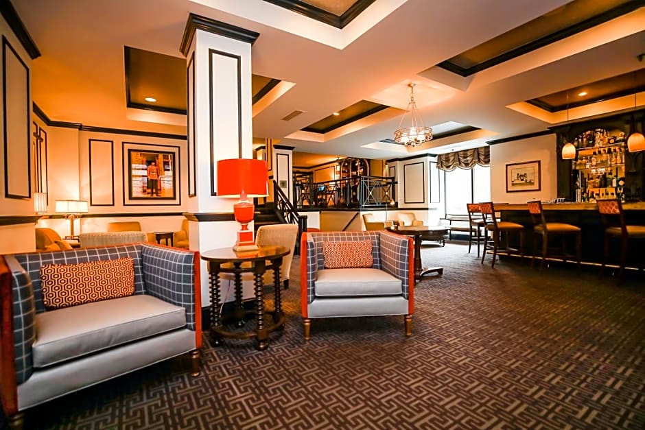 Dunhill Hotel