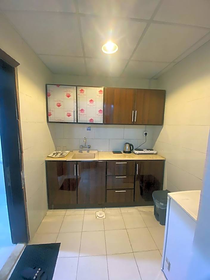 Al Eairy Apartments Madinah 3