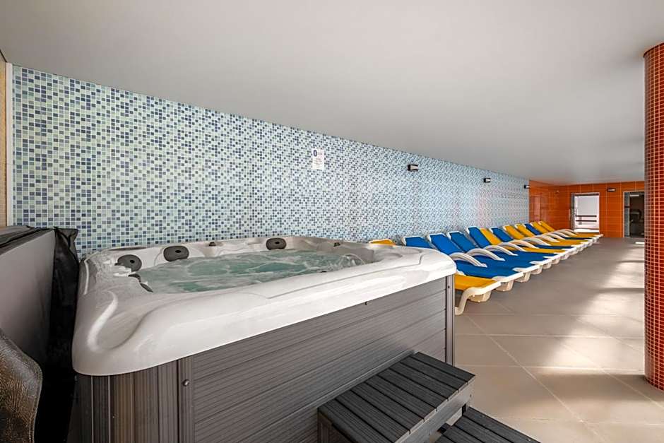 Hotel Colmeia