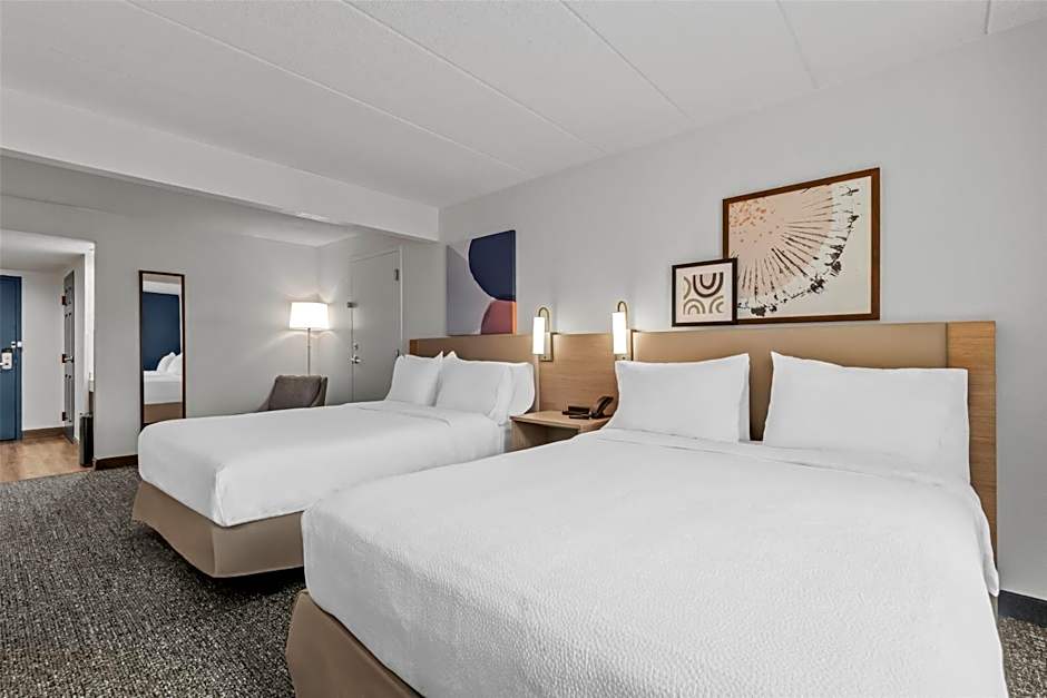 Spark by Hilton Mechanicsburg