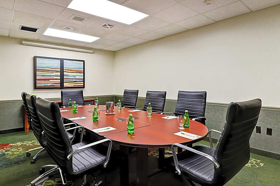 Holiday Inn Guelph Hotel & Conference Centre