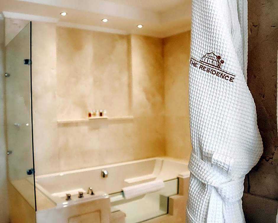 The Residence by the Beach House Marbella