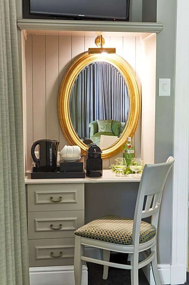 The Devon Valley Hotel