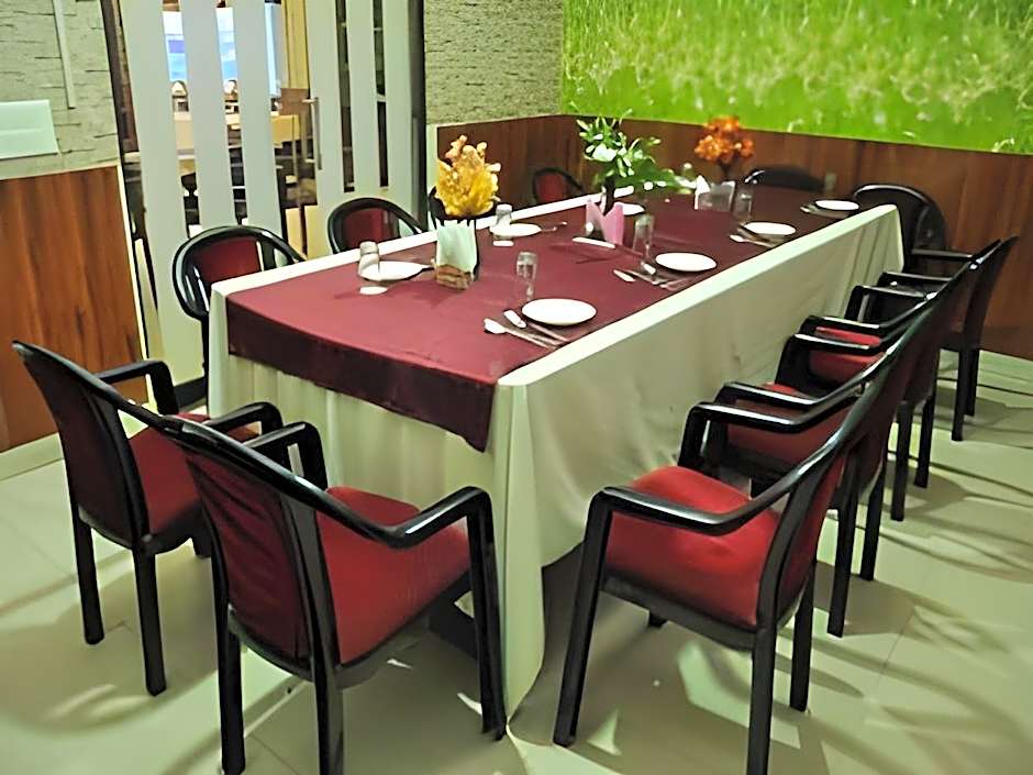 Landmark – Jaipur, GA