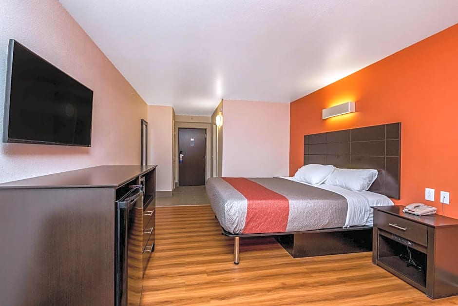 Motel 6 Peoria