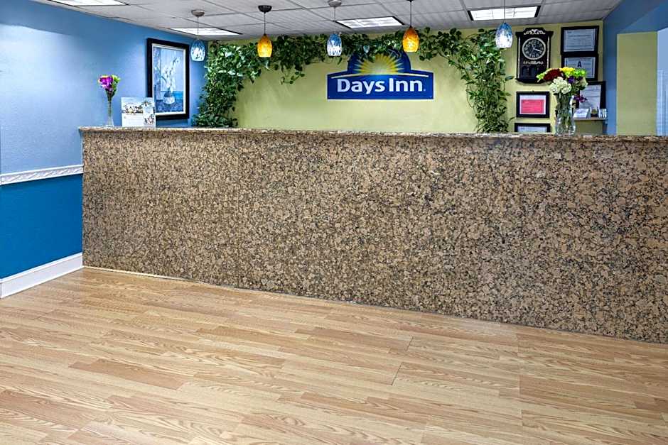 Days Inn by Wyndham Waycross