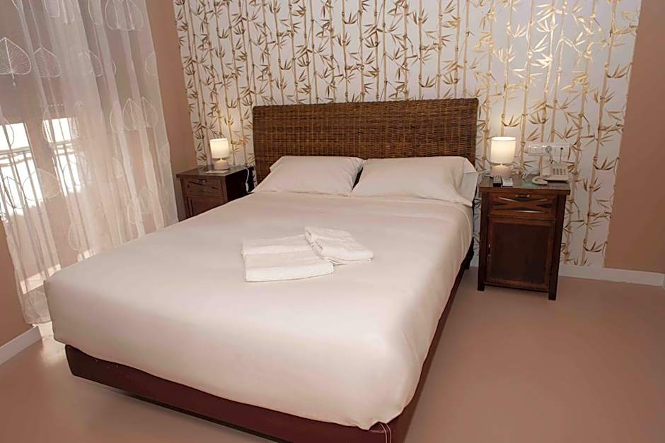 Hotel Almunia