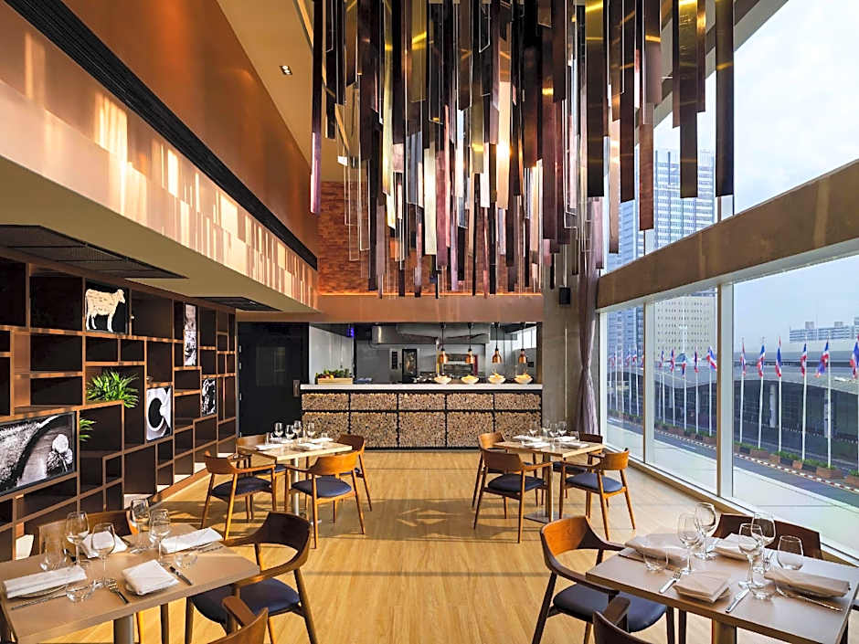 Novotel Bangkok Impact Hotel