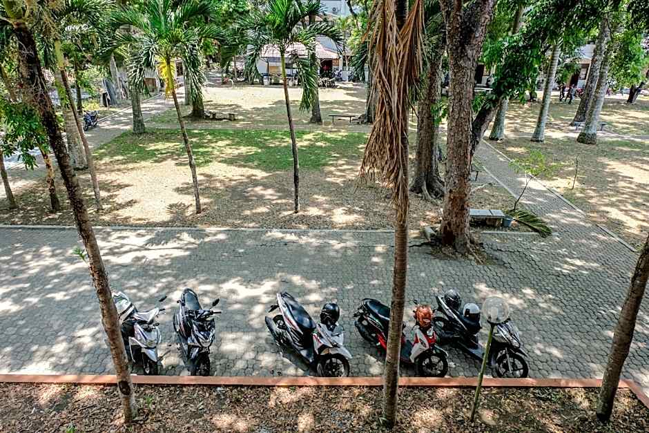 OYO 1342 Uniga Malang Family Residence