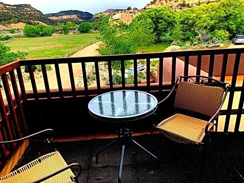 Slot Canyons Inn Bed & Breakfast