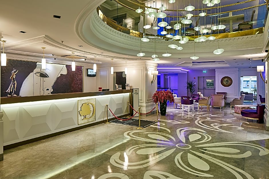 DoubleTree By Hilton Hotel Izmir - Alsancak