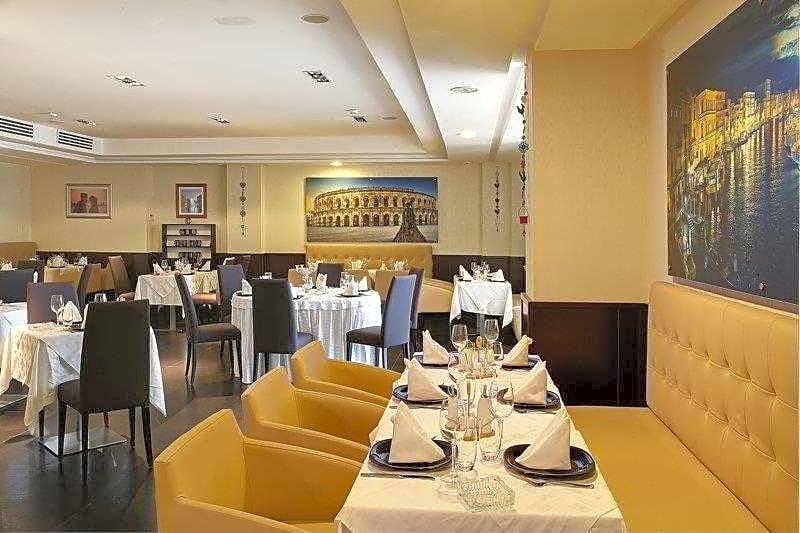 Liberte Hotel