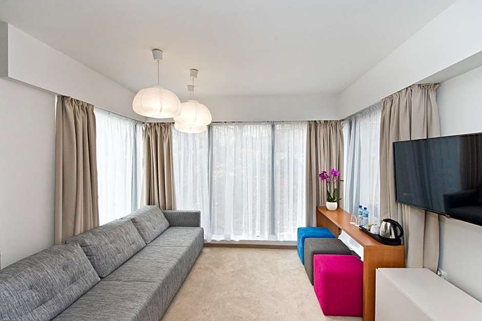 Villa 21 by Victus