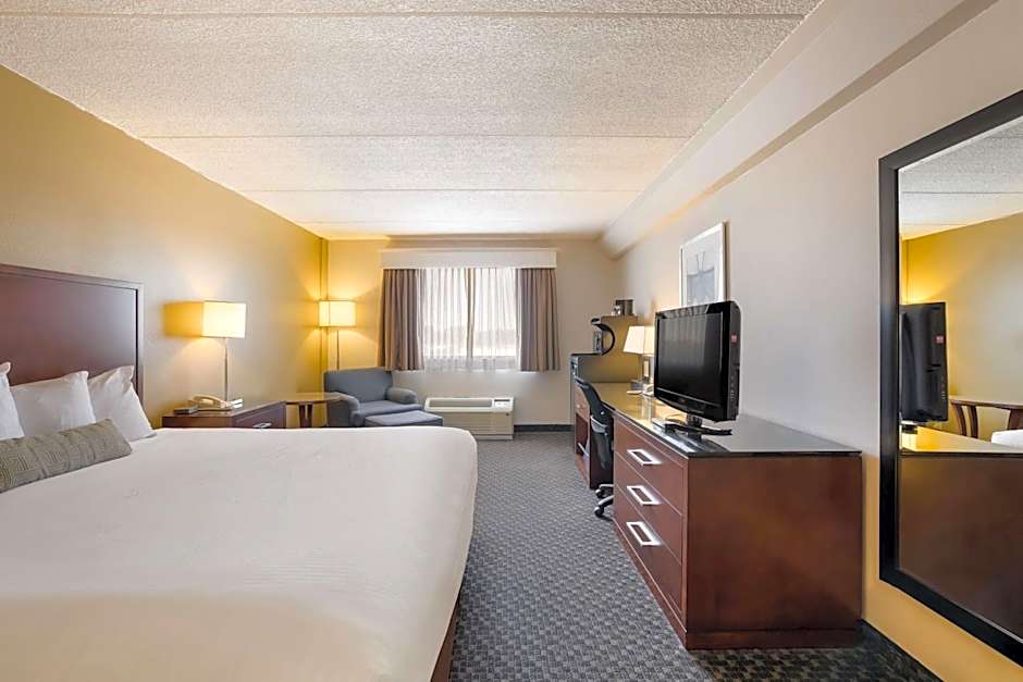 Best Western Riverfront Inn