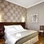 Smart Hotel Gallery House