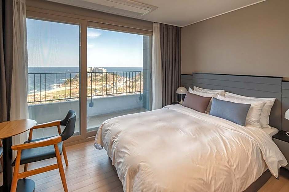 The BlueMark Hotel Sokcho