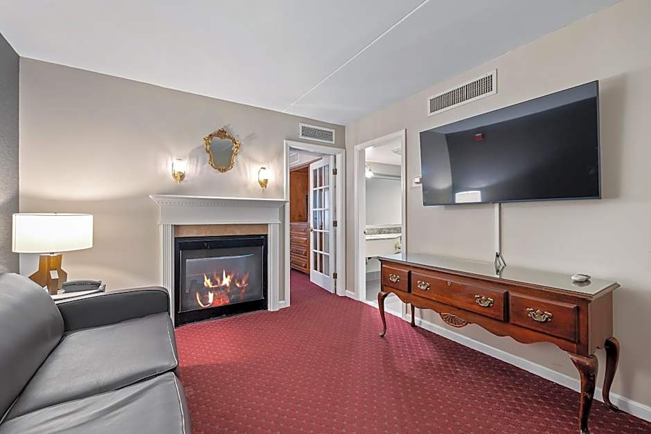John Carver Inn & Spa
