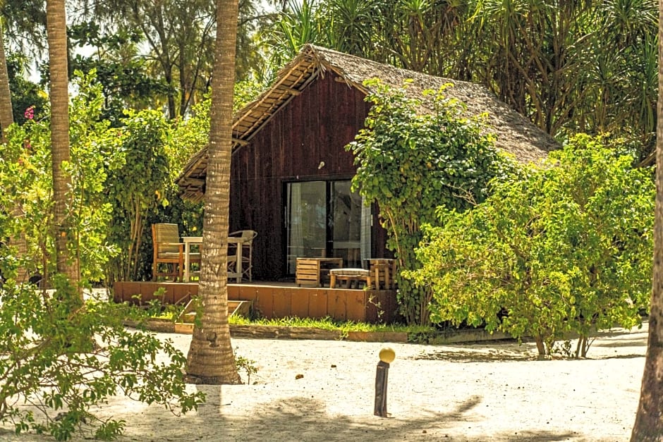 Kinazi Upepo Beach Eco Lodge