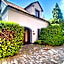 Hotel Octarna - Free On-site Parking
