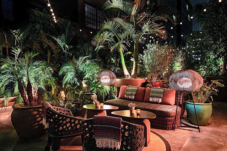 Hollywood Volume, a Tribute Portfolio Hotel