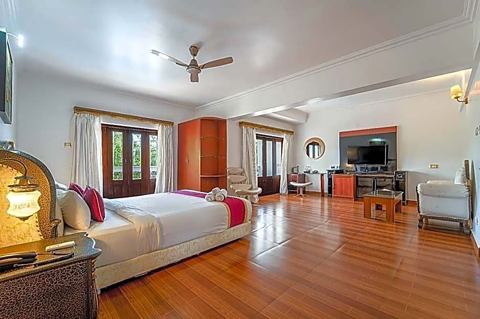 White Pearl Suites