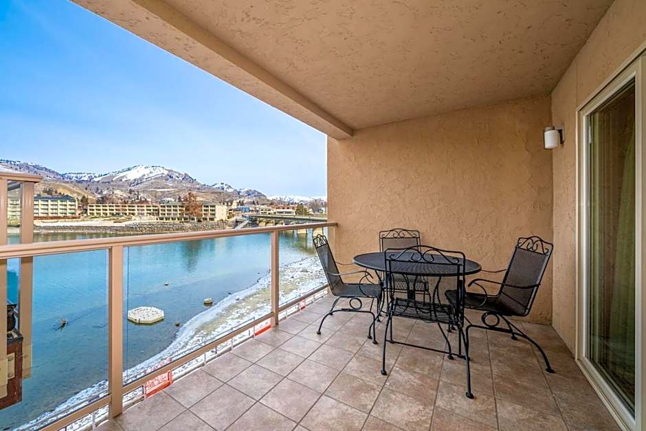 Grandview Lake Chelan- Waterfront View, Pool, Hot tub, Golf, 1 Min To Downtown