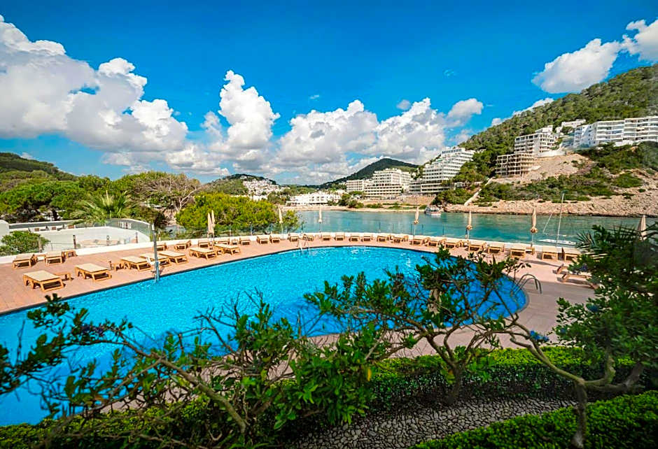 Palladium Hotel Cala Llonga - Adults Only