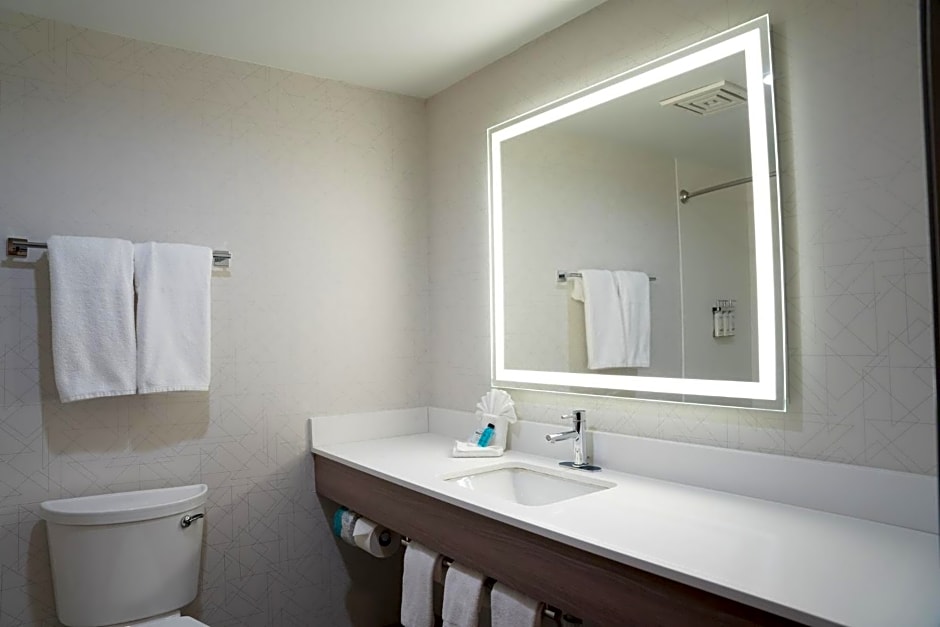 Holiday Inn Express Hotel & Suites West Chester By IHG
