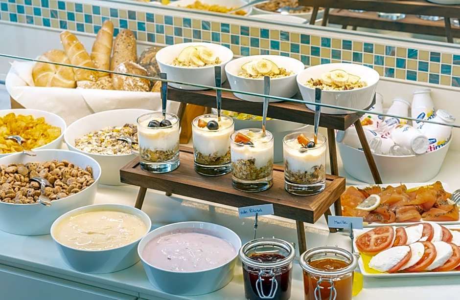 HiLight Suites Hotel